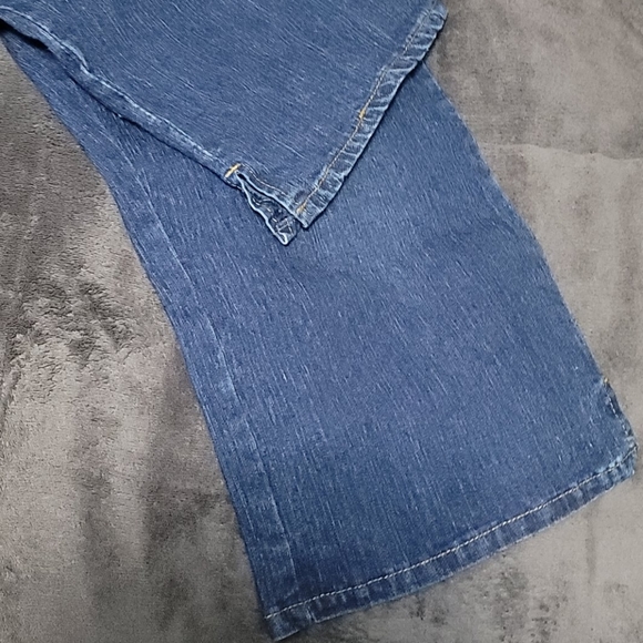 Out Jean Stretch Capri Size 20 (jr's) - Picture 3 of 7